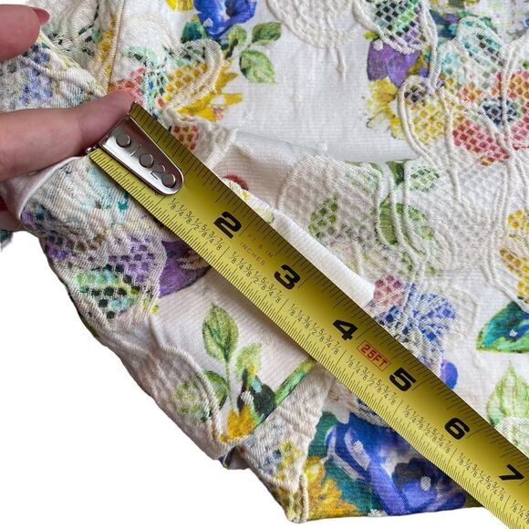 Anthropologie Elevenses Calalonia Short Size 4 Floral Lace Appliqué Button Close - Picture 10 of 11